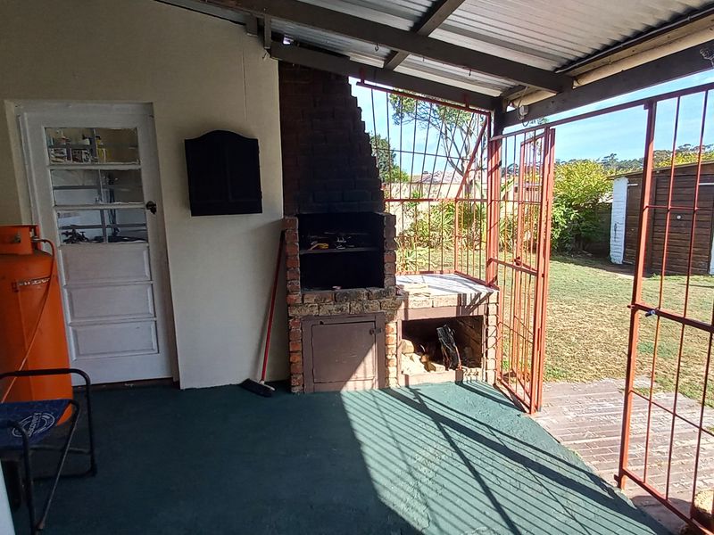 3 Bedroom House for sale in Albertinia. - Photo 10