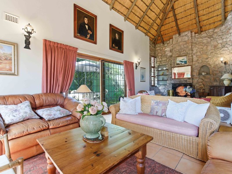 Your Family Retreat Just Minutes from Top Schools - Photo 2