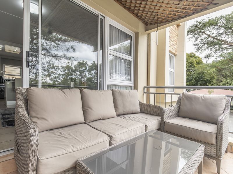 Renovated, super convenient location in Bryanston - Photo 10