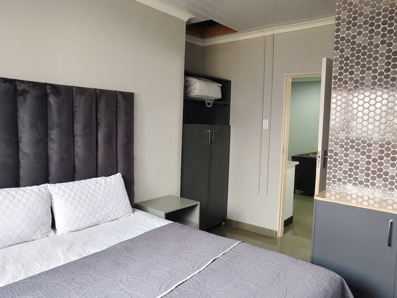 Fully Furnished Flat To Rent - Photo 10