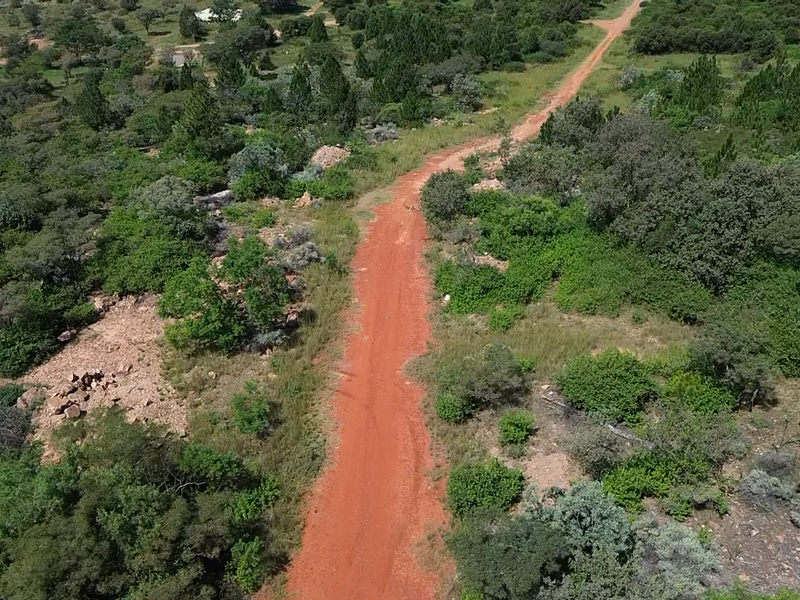 Exclusive Vacant Duet Stand in Sought-After Estate - Photo 9