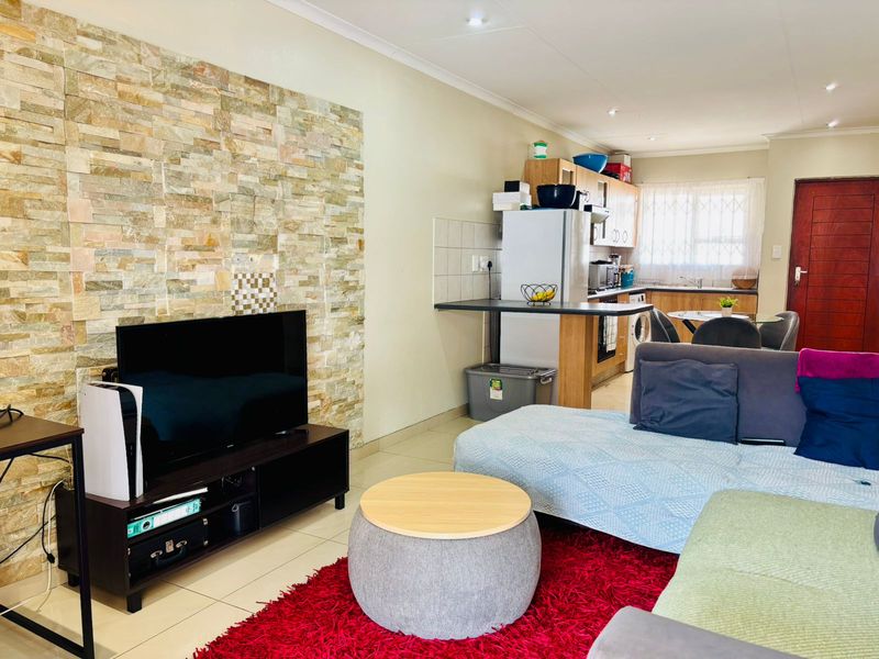 2 Bedroom Apartment in Ferndale – Priced at R649 000 - Photo 8