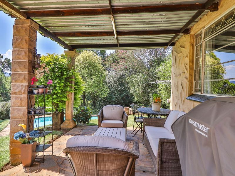 Charming Family Home with Garden, Pool & Great Potential – Prestbury - Photo 7