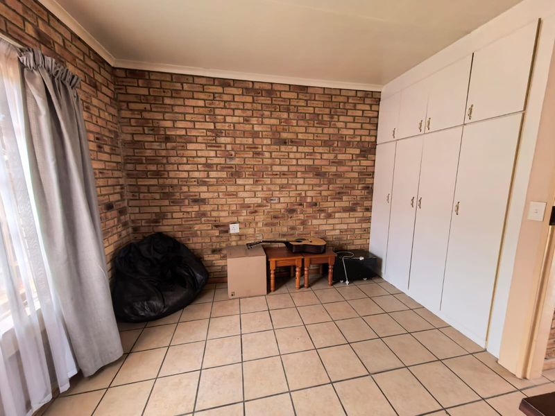 Cosy townhouse for sale in Parys - Photo 8