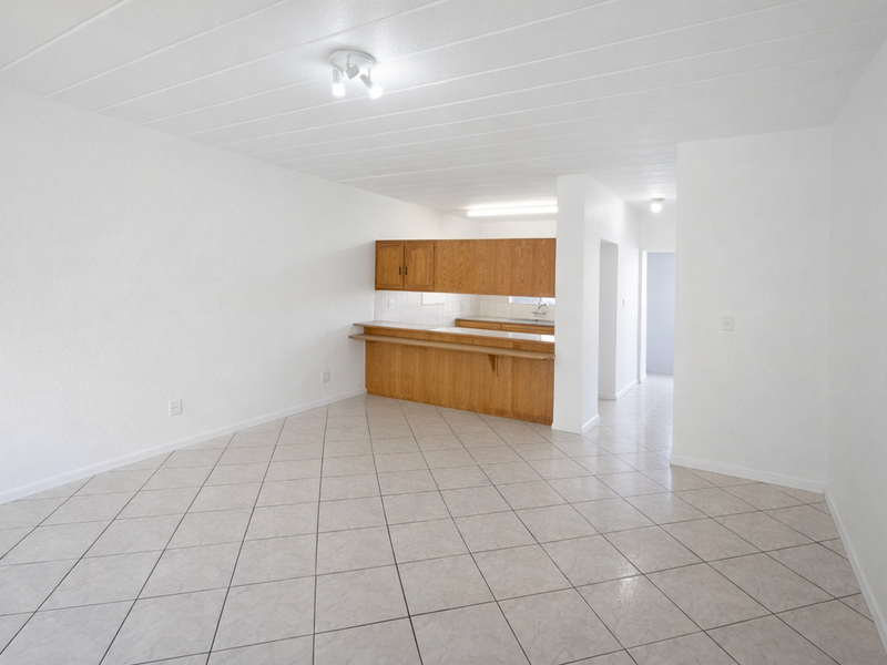 2 Bedroom Apartment for Sale in Florida – Ideal for First-Time Buyers or Investors! - Photo 10