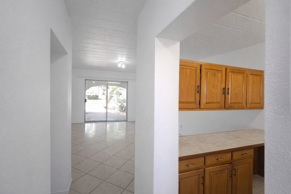 2 Bedroom Apartment for Sale in Florida – Ideal for First-Time Buyers or Investors! - Photo 4