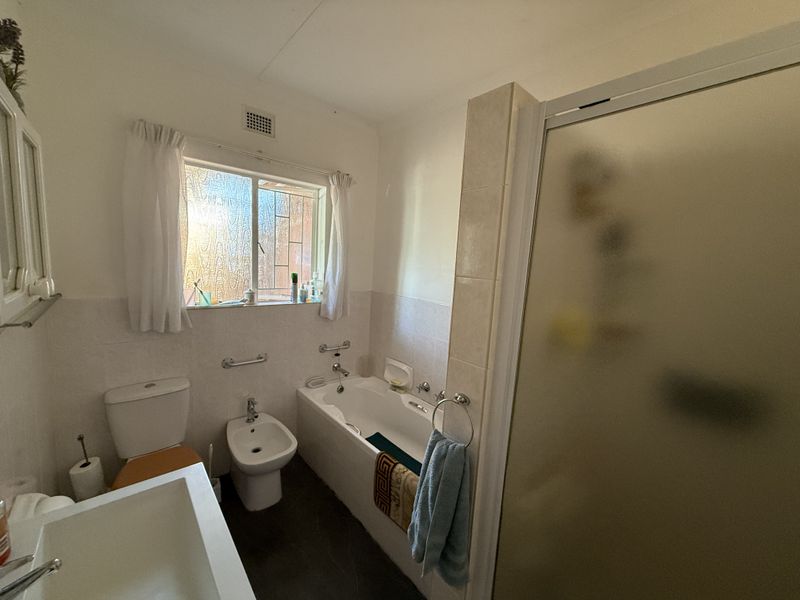 Beautiful unit in Amberfield - Photo 9
