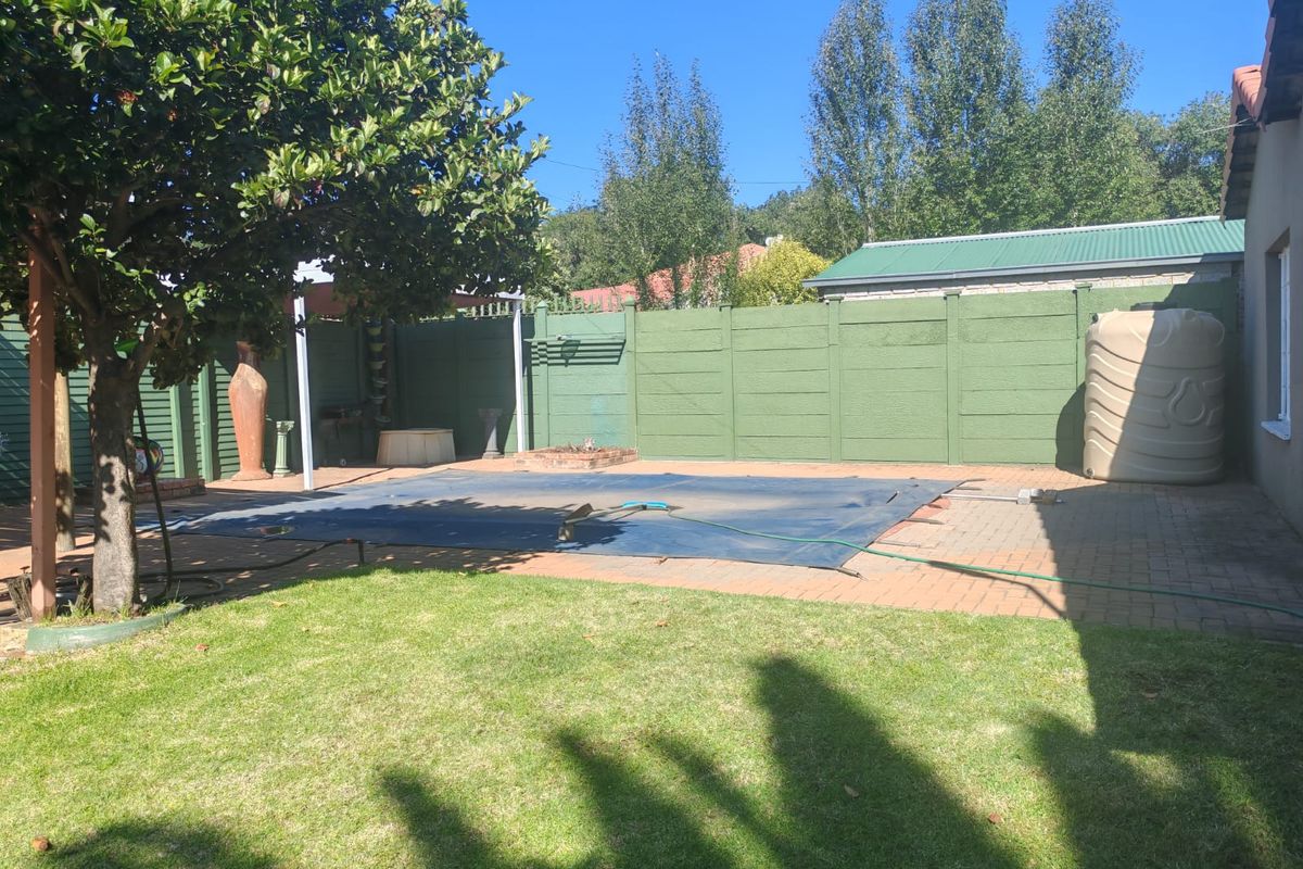 3 Bedroom House for Sale in Vaalpark - Photo 2