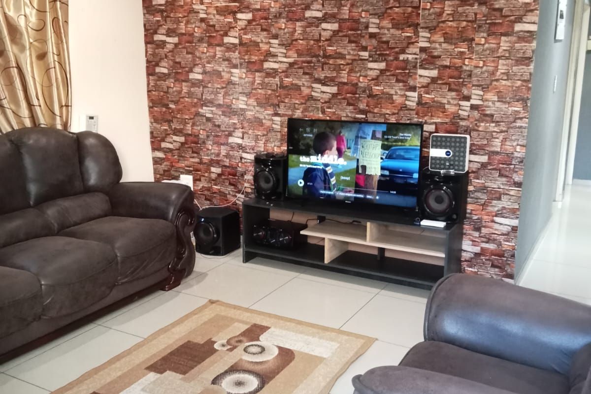 A place to call home in Marianheights - Photo 5