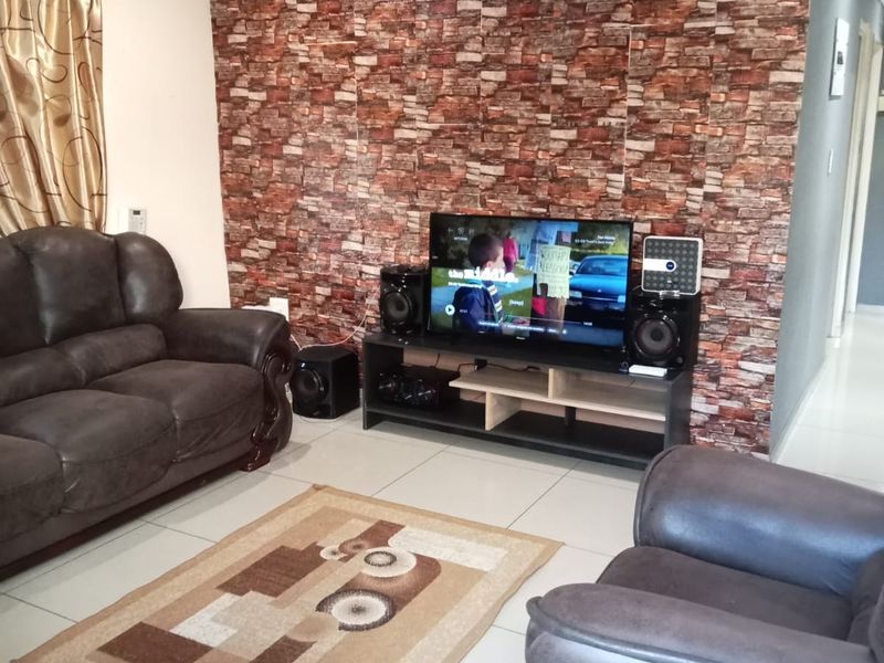 A place to call home in Marianheights - Photo 5