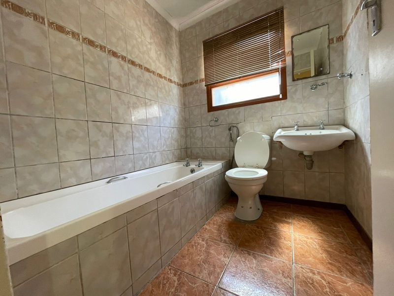 3-bedroom home in Amalinda, Braelyn! - Photo 10