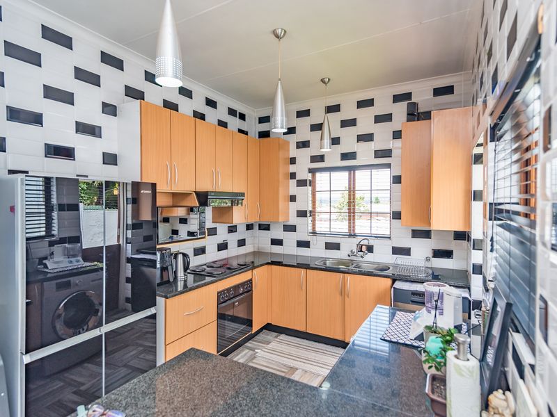 Affordable Estate Living in Sharonlea - Photo 7