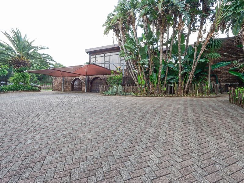 4 Bedroom Signal Hill property going to auction - Photo 2