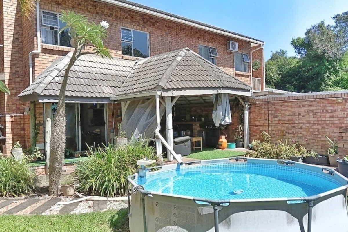 Modern Pet-Friendly Duplex in the Heart of Meerensee - Photo 2