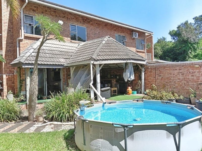 Modern Pet-Friendly Duplex in the Heart of Meerensee - Photo 2