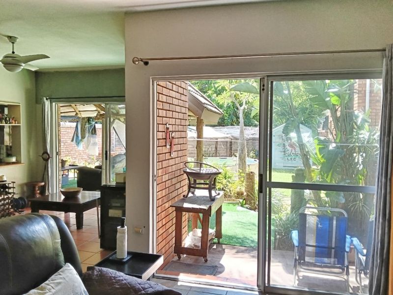 Modern Pet-Friendly Duplex in the Heart of Meerensee - Photo 7