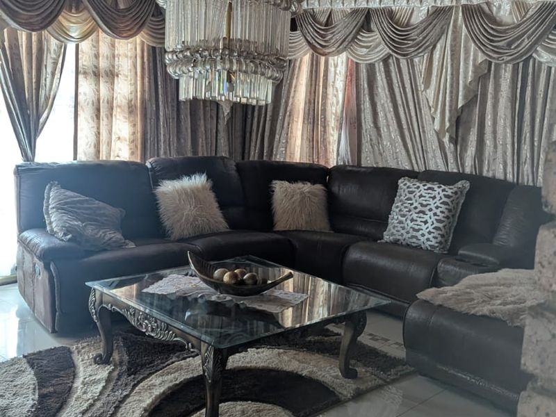 Freehold Rental Monthly In Vereeniging - Photo 8