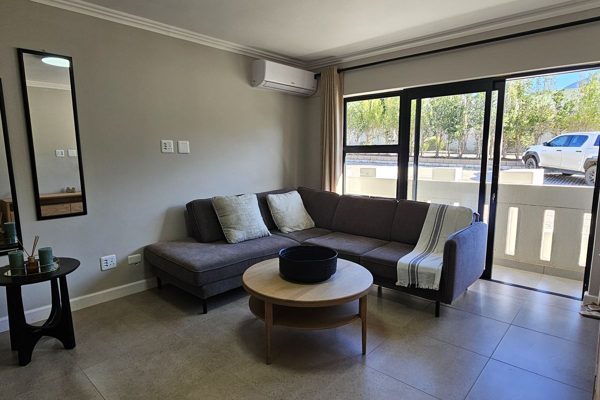 2-Bedroom Apartment Within Walking Distance of All Amenities - Photo 5