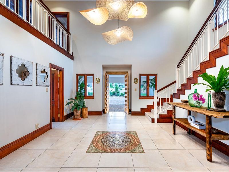 Luxury Mediterranean style home in Sable Hills for sale - Photo 4