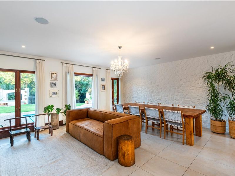 Luxury Mediterranean style home in Sable Hills for sale - Photo 9