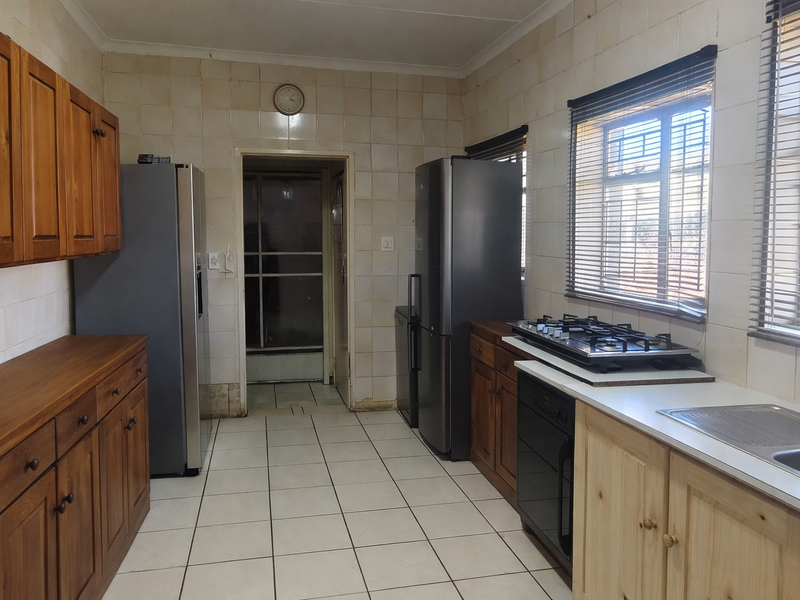 Big And Spacious - Photo 6