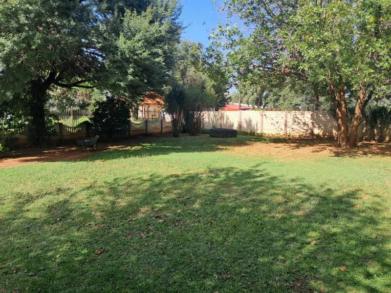 Charming property for sale in Ventersdorp - Photo 10