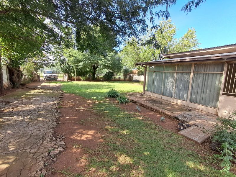 Charming property for sale in Ventersdorp - Photo 9