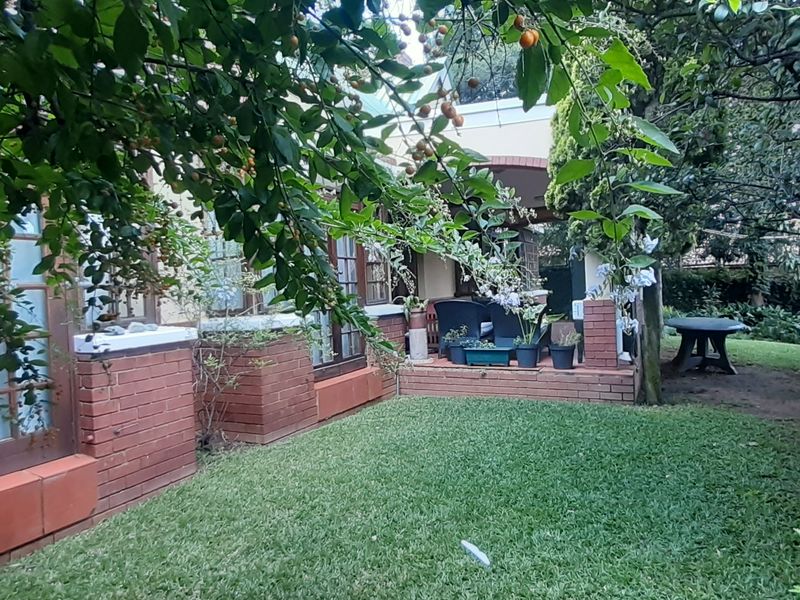 Location ... Location ... Location is Groenkloof - Sole Mandate - Photo 3