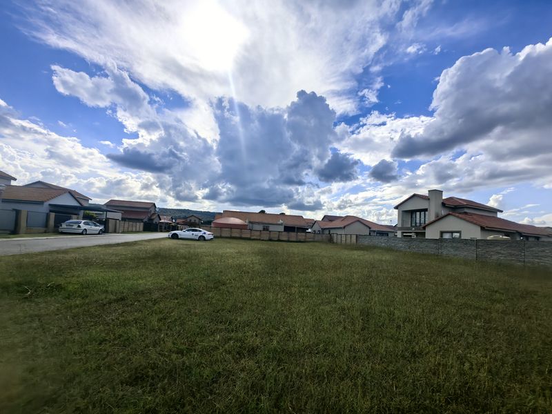 Build Your Dream Home in Prestigious Estate - Photo 2