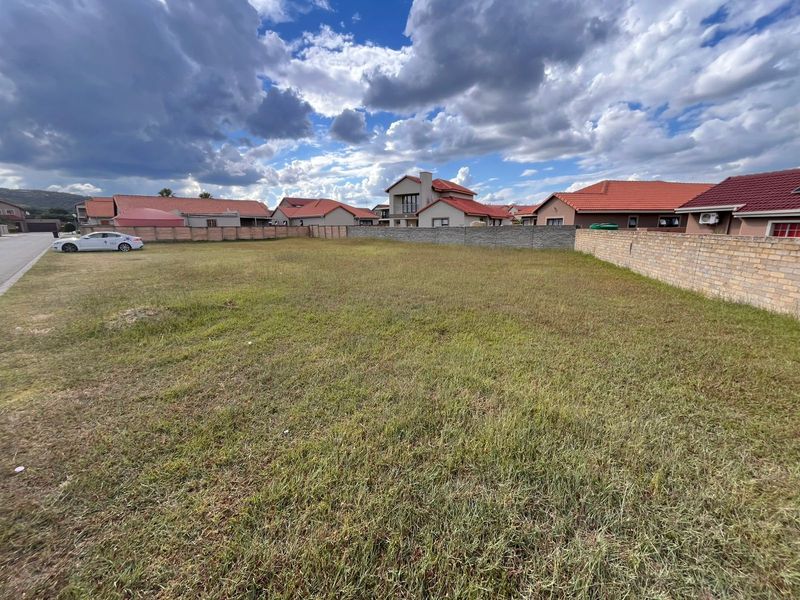 Build Your Dream Home in Prestigious Estate - Photo 7