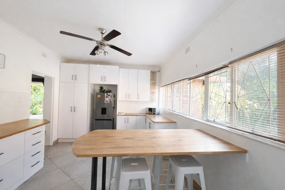 Space, Value & Income Potential – This One Won’t Last! - Photo 5