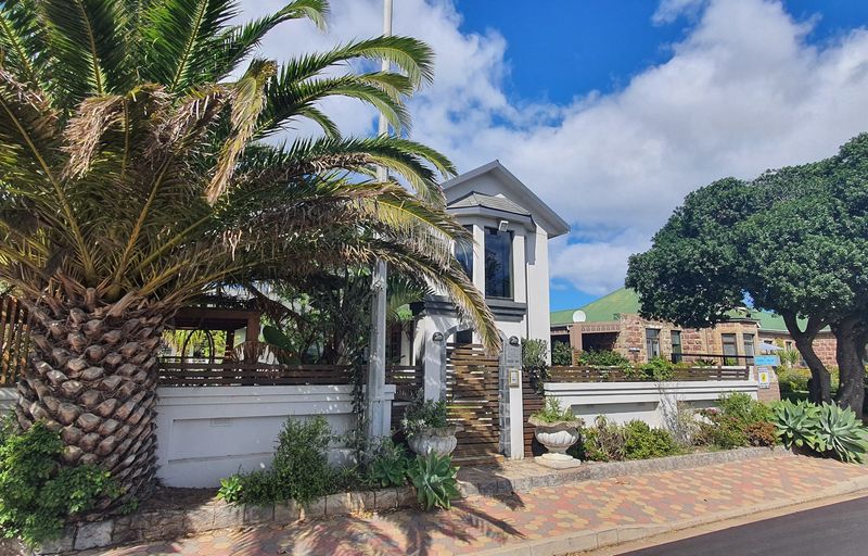 Character, Space & Views in Mossel Bay