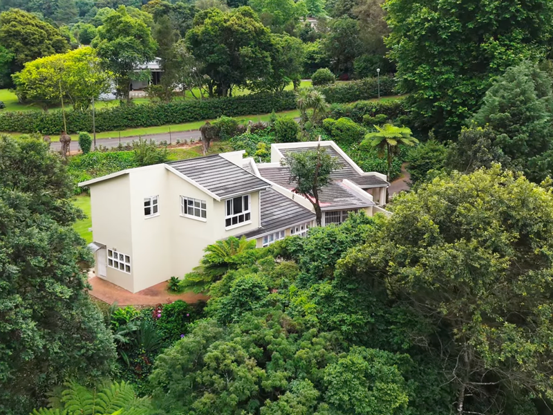 In the Midst of Nature -  A Family home. - Photo 1