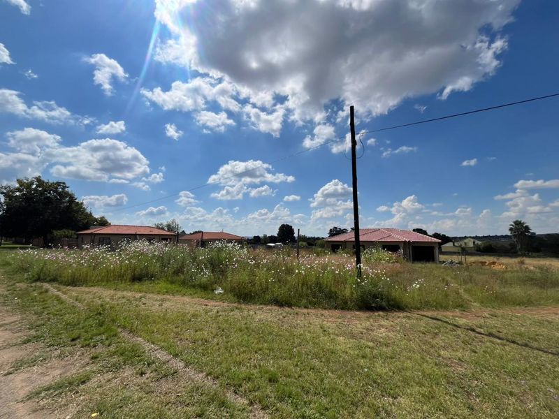 A Fresh Start Begins Here — Secure Your Vacant Stand Today! - Photo 5