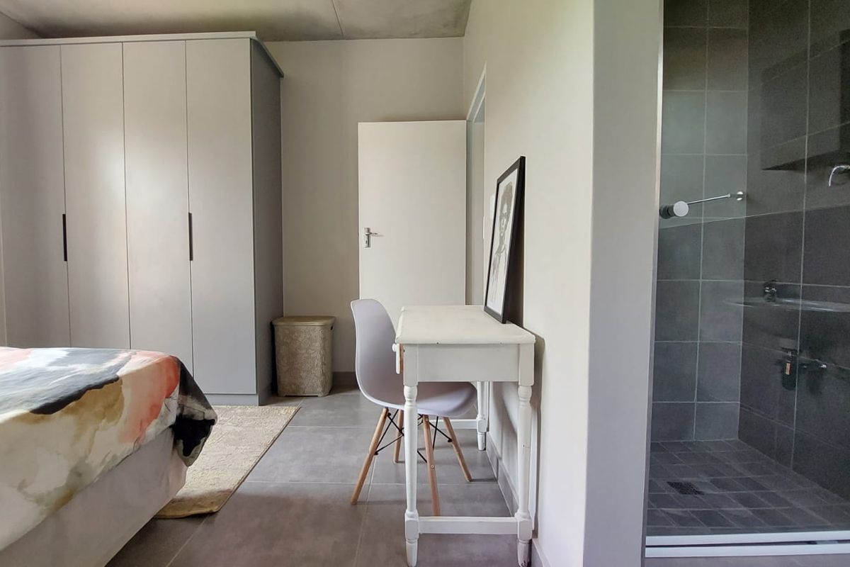 Move-In Ready Second-Floor Luxury Apartment | 2 Beds, 2 Baths from R888,000 - Photo 2