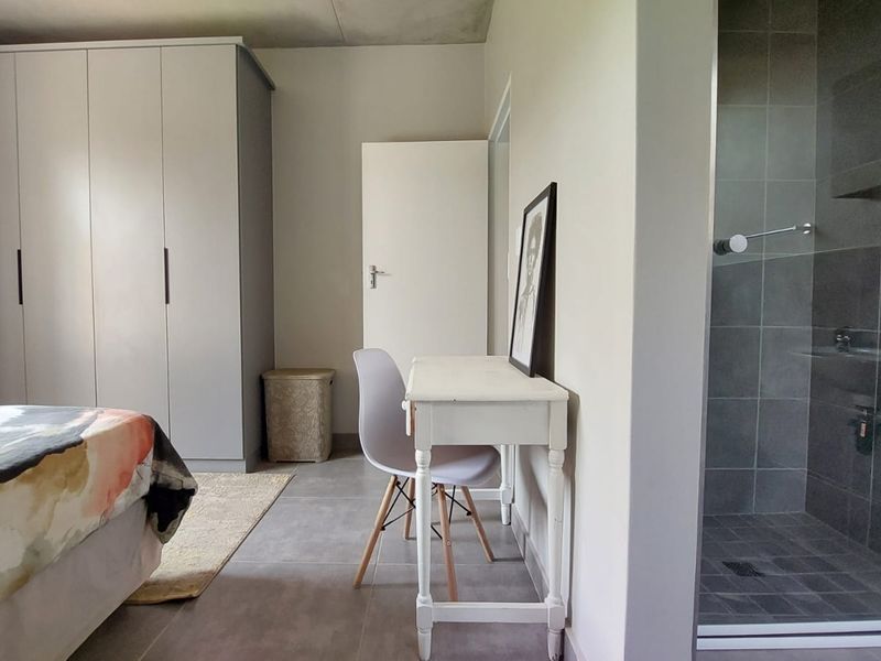 Move-In Ready Second-Floor Luxury Apartment | 2 Beds, 2 Baths from R888,000 - Photo 2