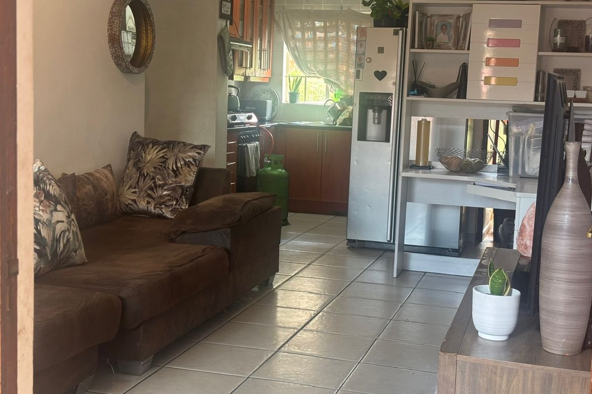 Apartment For Sale In Nelspruit - Photo 3