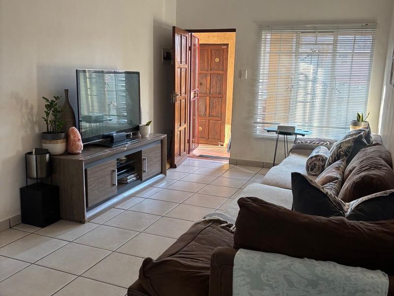 Apartment For Sale In Nelspruit - Photo 1