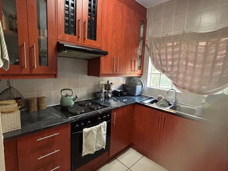 Apartment For Sale In Nelspruit - Photo 4