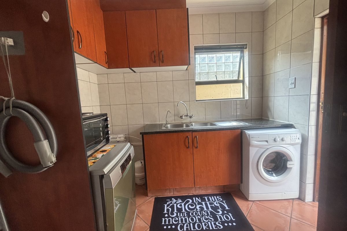 Double storey in a Secure Upmarket Estate - Photo 4