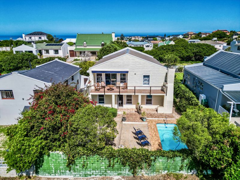 4 Bedroom Double Storey Home | Dual Living & Income Potential - Photo 5