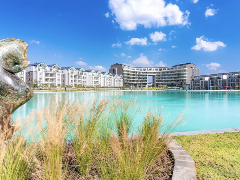Luxury Top-Floor Living with Lagoon Lifestyle in Munyaka - Photo 10