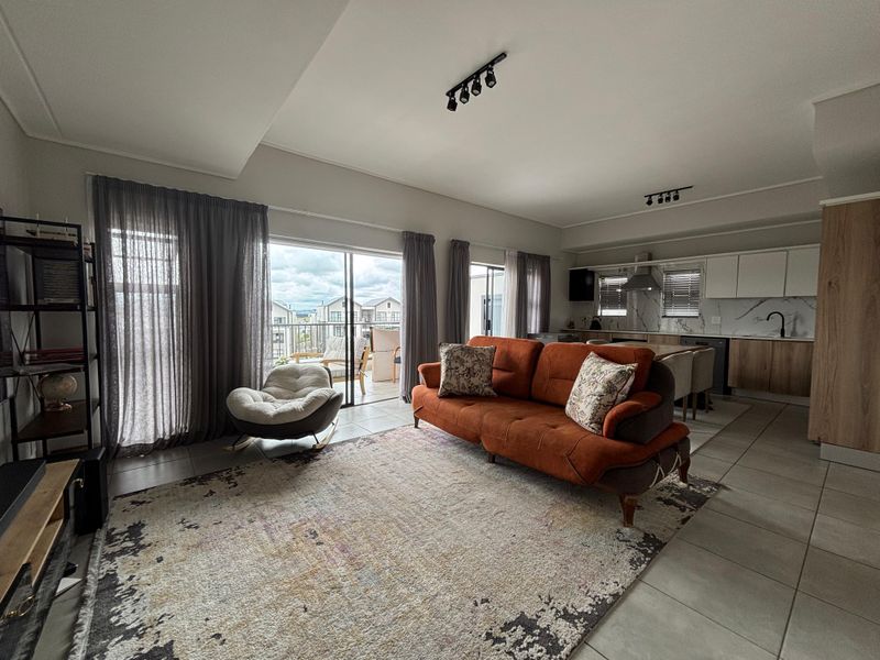 Penthouse Apartment | 2 Bedrooms | Munyaka Lifestyle Estate, Waterfall City - Photo 2