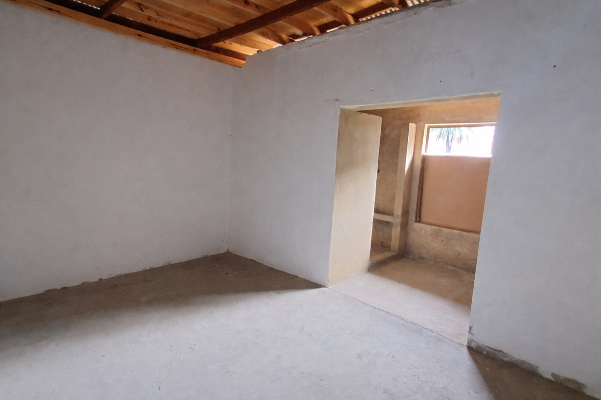 3 Bedroom Renovation Opportunity for Sale in Selection Park, Springs - Photo 5