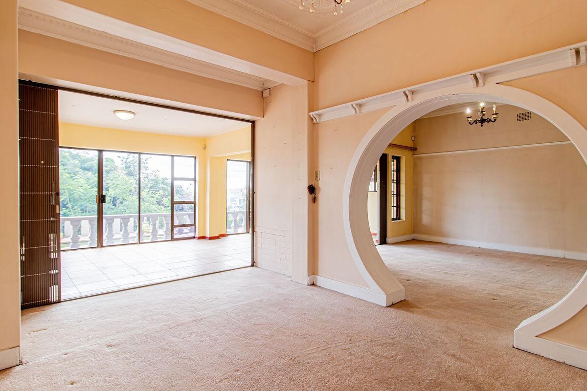 Luxury Double-Storey Home with Cottage | Premium Location - Photo 5