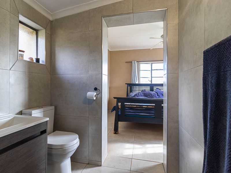 Country Freedom Meets Profit – Versatile Farm with Endless Potential - Photo 8