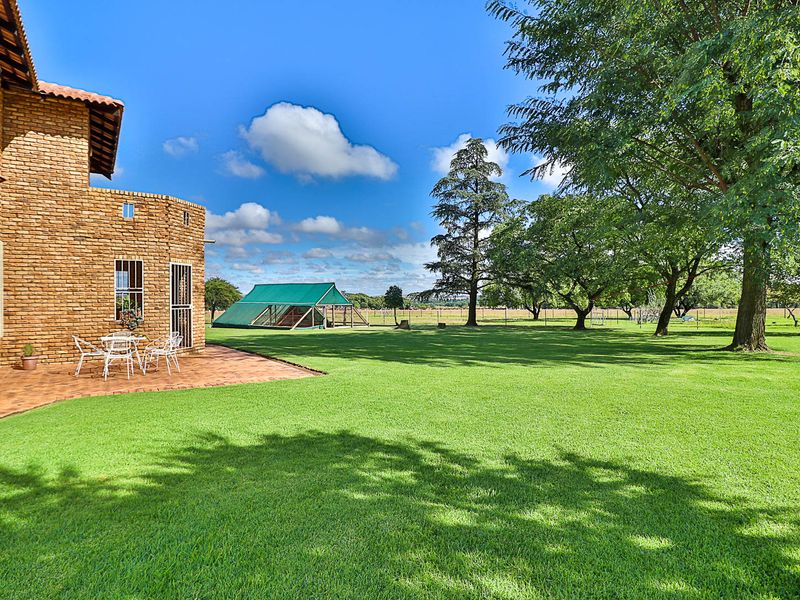 Rare Gem - Two Homes • Warehouse • Solar Option • 9.25ha – One Incredible Property - Photo 9