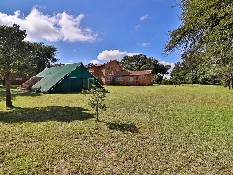 Rare Gem - Two Homes • Warehouse • Solar Option • 9.25ha – One Incredible Property - Photo 6