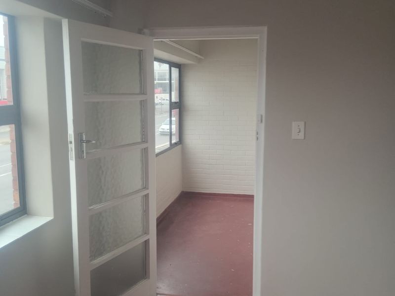 Comfortable one bedroom Flat in Southerwood - Photo 8