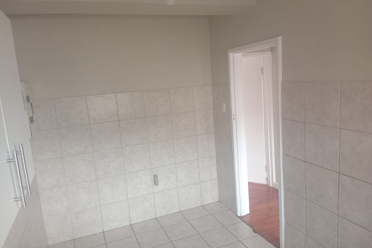 Comfortable one bedroom Flat in Southerwood - Photo 3